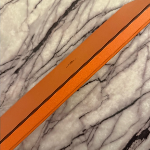 HERMES Rectangular Gift Box - Picture 3 of 4